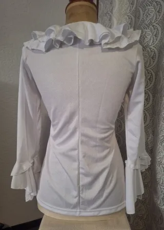 BLUSA FLAMENCA NUEVA CON VOLANTES TALLA M