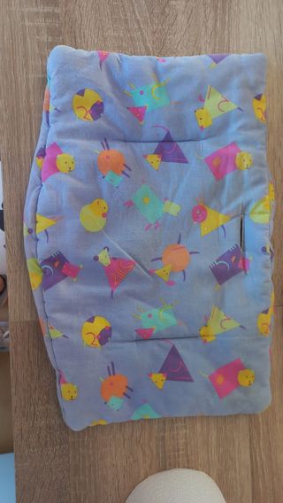 Cojín para trona tripp trapp estampado 