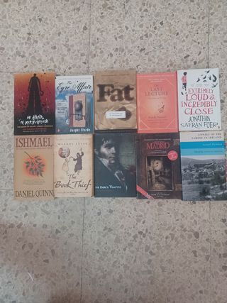 Libros de lectura con temática variada