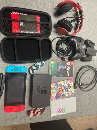 Nintendo Switch Azul/Rojo + Accesorios