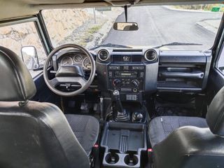 Land Rover Defender 2007