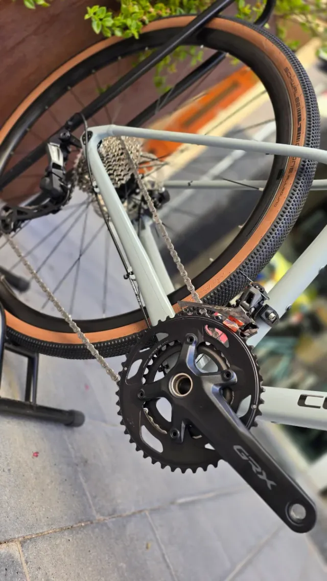 OFERTA! CUBE NUROAD RACE GRAVEL NUEVA 2025 TALLA S