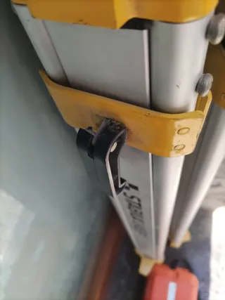 Nivel óptico y trípode topografía