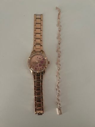 Reloj y pulsera oro rosa con corazones