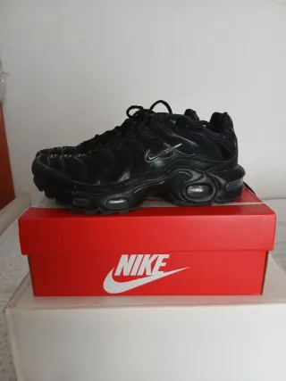 Nike TN Air Max Plus Negras Talla 37.5