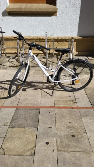 Bicicleta Orbea Paseo Ciudad Blanca