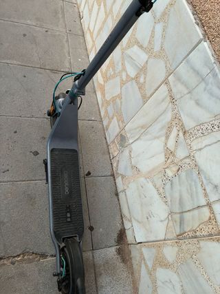 Patinete eléctrico Cecotec poco uso