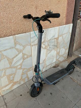 Patinete eléctrico Cecotec poco uso