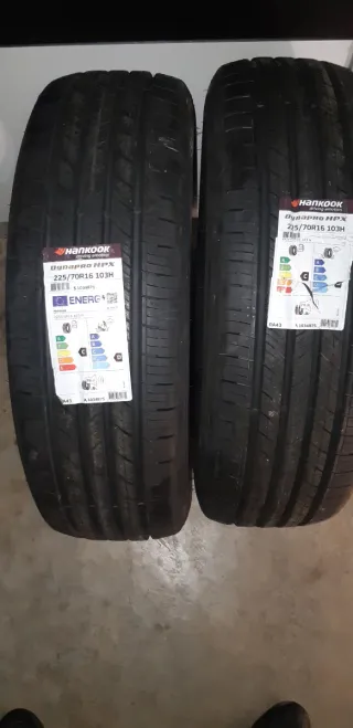 Neumáticos Hankook Dynapro HPX 225/70R16 103H.