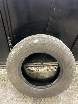 Neumáticos 215/70R15