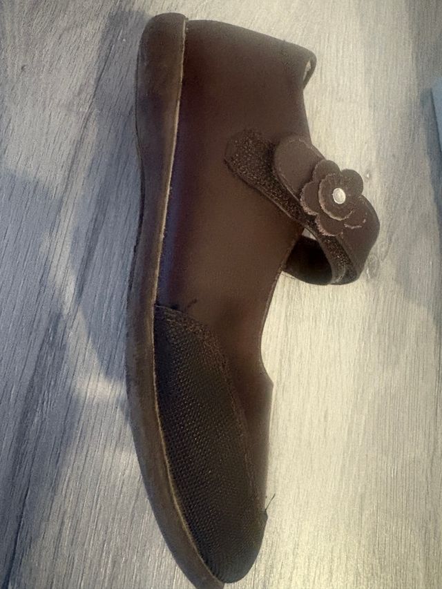 Zapatos colegiales niña marrón T.32