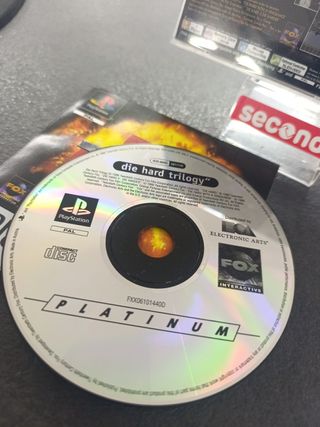 Juego PS1 Jungla de Cristal La Trilogía Platinum