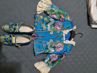 Traje de huertana con zapatos a conjunto 