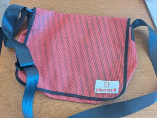 Mochila Bandolera Vintage Driveclub Videojuego