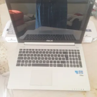 Portátil Asus + Teclado y Ratón Inalámbricos