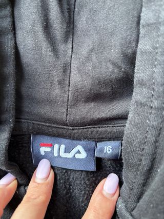 Sudadera y Camiseta Fila Gris y Negra