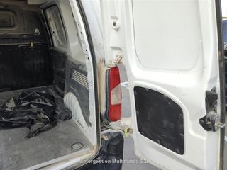 Renting - CITROEN BERLINGO Talla M BlueHDi