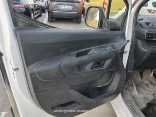 Renting - CITROEN BERLINGO Talla M BlueHDi