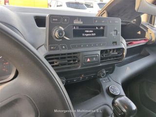 Renting - CITROEN BERLINGO Talla M BlueHDi