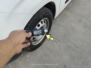 Renting - CITROEN BERLINGO Talla M BlueHDi