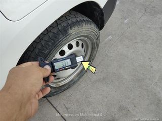 Renting - CITROEN BERLINGO Talla M BlueHDi