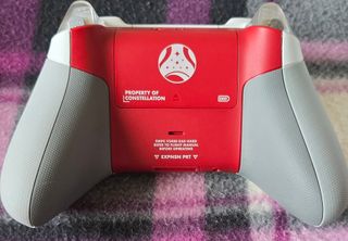 Mando y Auriculares Inalámbricos Starfield Xbox