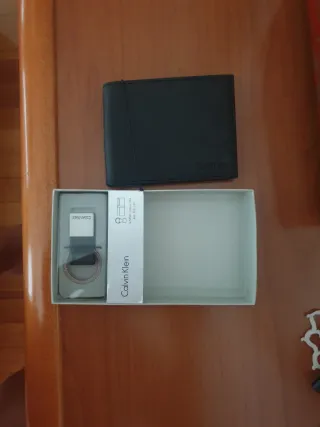 Cartera y Llavero Calvin Klein Negro