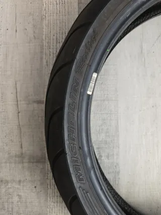 Neumático 110/70ZR17 USADO
MICHELIN 