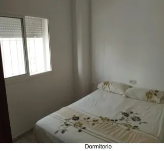 Se vende piso con azotea y vistas