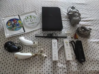 Nintendo Wii + Mario Party 9 + Accesorios