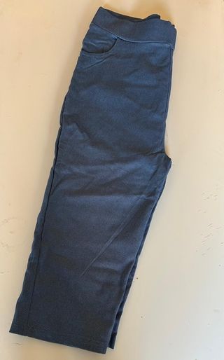 Pantalones negros elásticos