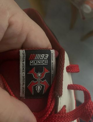 Zapatillas Munich Marc Márquez 93 Rojas y Blancas