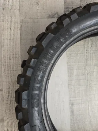 Neumático 130/80-18 USADO 
MICHELIN 