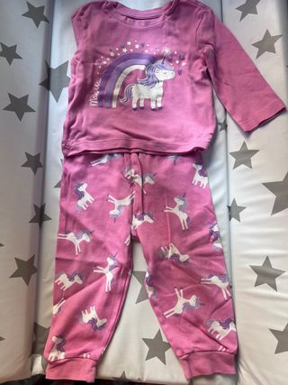 Pijama unicornio Primark 12-18m