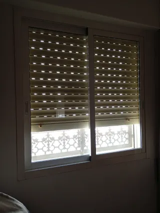 Ventana corredera aluminio blanco 1.10x1.10cm