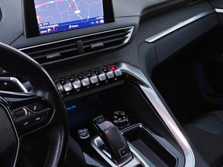 Peugeot 5008 GT-Line full