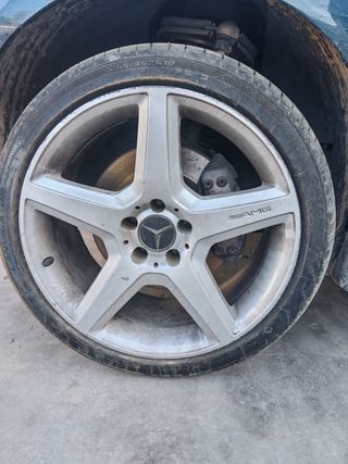 2 Llantas Mercedes CLS AMG