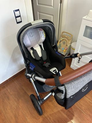 Trio carrito Jane Muum. Silla + Capazo + Maxicosi