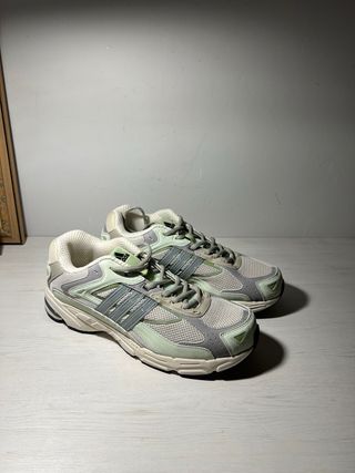 Zapatillas Adidas response