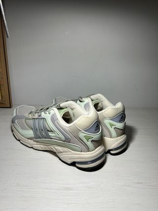 Zapatillas Adidas response