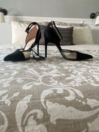 Zapatos de tacón Zara Talla 39
