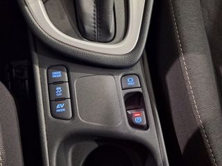 Toyota Yaris 1.5 120H Business Plus