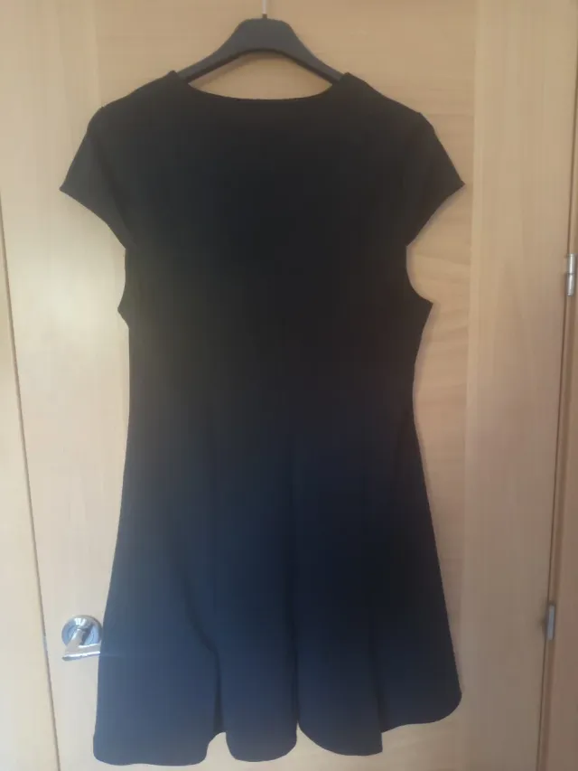 Vestido negro Bershka talla L