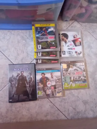 7 Videojuegos PS3: 6 Fútbol + Matrix