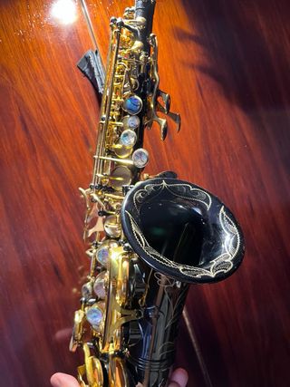 Saxo Soprano Curvo negro Imitación Yanagisawa
