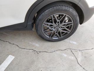 Renting KIA STONIC 1.0 T-GDi (100CV) Black Edition