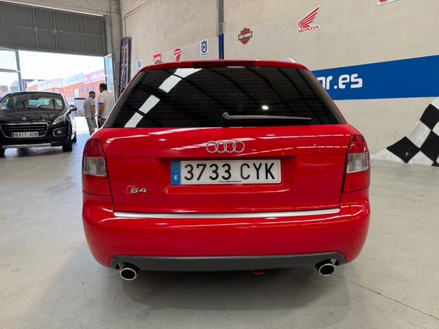Audi S4 