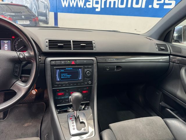 Audi S4 