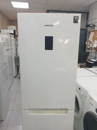 Nevera Samsung 1.78m x 60cm 