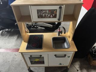 Cocina de juguete de madera